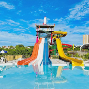 Diroma Internacional Resort com 1 dia de acesso no Diroma Acqua Park